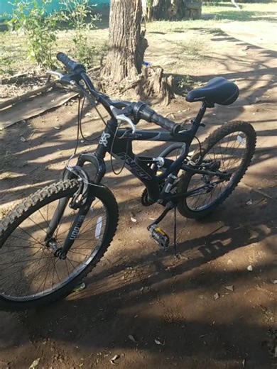 #moutainbike #redbullpatrociname #DH #downhill #paratii