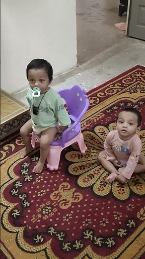 Adorable Moments Between Twin Brothers