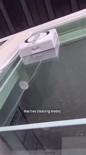 Έξυπνο ρομπότ καθαρισμού παραθύρων