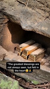 “The greatest blessings are not always seen, but felt in the heart😇🙏 #RealityCheck #HiddenTruth 👉Disclaimer: This video is edited and made for entertainment and storytelling purposes only. It does not represent real treasure. Thank you for understanding | Wenlies Tibi