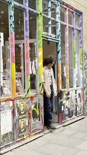 Shoreditch Colourful Murals| East London Graffiti Tour| Brick Lane