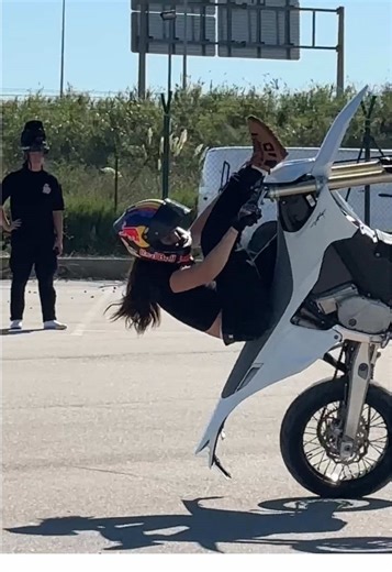 World's Best Female Stunt Rider Tests VARG SM