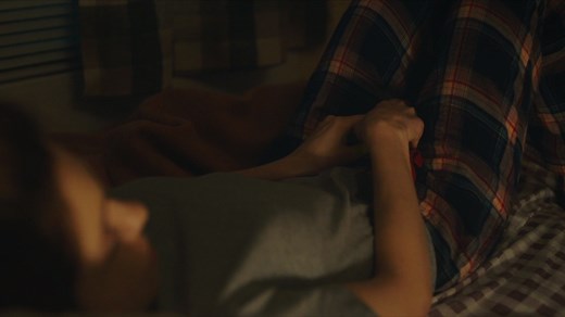 Natalia Dyer es Alice, una chica que durante toda vida ha sido el ejemplo de lo que "un buen católico" puede significar. A sus dulces 16, descubre una nueva sensación en ella gracias a un ciber chat, lo cual le trae enredos por descubrir qué creer, que está bien y que está mal. Todo se enreda más cuando en busca de "redención" asiste a un misterioso retiro religioso. #YesGodYes llega a divertirnos desde este 12 de noviembre al cine online de Cinemark Chile. 🙌 #NataliaDyer #SexEducation #Strange