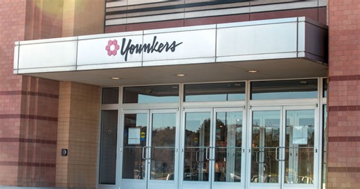 Omaha's Westroads Mall closes sale of anchor space to Dillard's