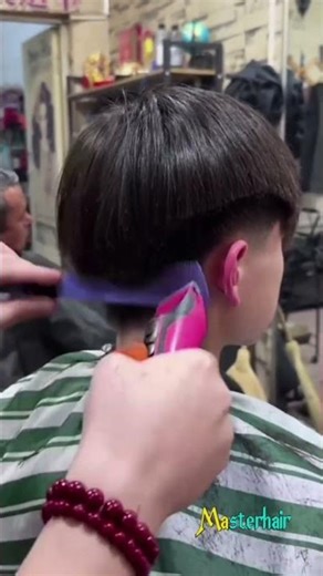 How to Get the Perfect Two Block Haircut with a Low Fade #barbershop #howtocutcurlyhair #haircut