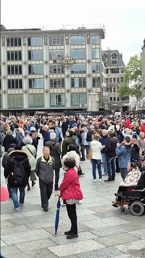 "Dicker Pitter" läutet für den verstorbenen Papst Franziskus