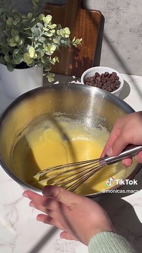 Fudgy Brownie Recipe - Easy & Delicious!