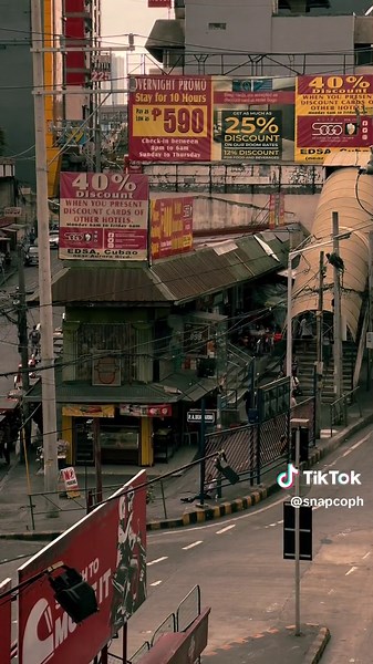 C U B A O . . . . #manilaencounters #manila #cinematic #cinematography #maynila #pinas #pilipinas #pinoy #pinay #ofw #ofwlife #manilaphilippines #commuterlife #commuters #commuter #lrt #mrt #taft #jeeplife #jeepney #aesthetic #photography #pasay #cubao #sony #sonyalpha #iphone #iphonetricks #apple