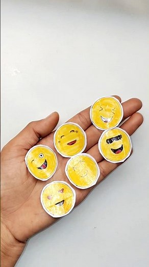 Diy stickers🥰#shorts#viral#trending #ytshorts#shortsviral#viralvideo#easycraft#sticker#new#diy