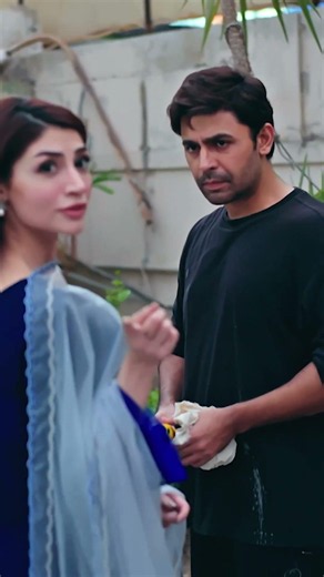 Driver gari park kardena aur saaf.. 😯 #basterasaathho #shorts