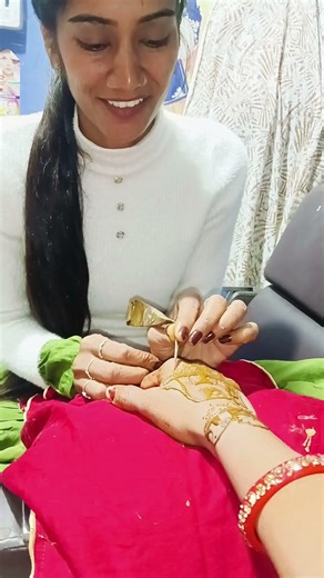 Henna mehndi designs 🙂💯💯 trading and simple mehndi #shortvideo #youtube