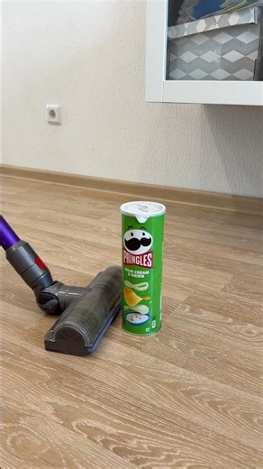 HUNGRY VACUUM CLEANER