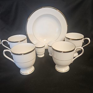 Mikasa Academy Dinnerware, Bone, Black and Gold Band, Choice of Pieces - Etsy UK