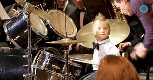 The Clean Cut: 3-year-old drumming prodigy stuns Russian audience