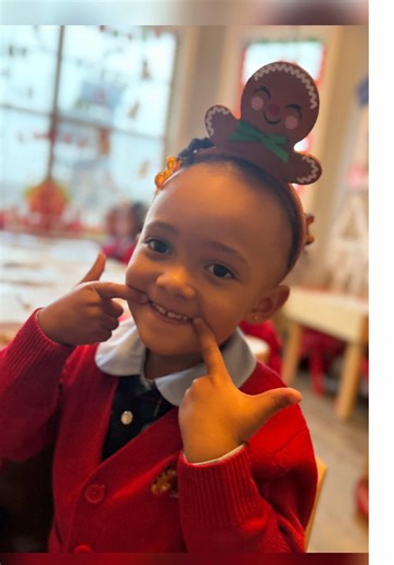 Oh, Snap a month of gingerbread delight, taste tests, paint, and projects our days shining bright. The Crew explored nonstop the creative way, then end-of-year assessments showed how ready they stay. ✅♥️🤗 They worked hard, played harder, learning always together, with a performance so grand with Crew & Friends the perfect close to A December to Remember. 🎅🏾🎄✨ #December #Preschool #PreschoolTeacher