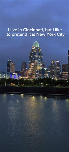 Cincinnati's Big City Vibe: Skyline & Ohio River