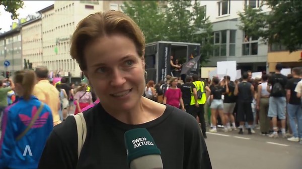 CSD-Parade zieht durch Stuttgart