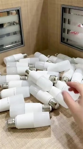 Battery Wala LED Light Bulb! 💡🔋