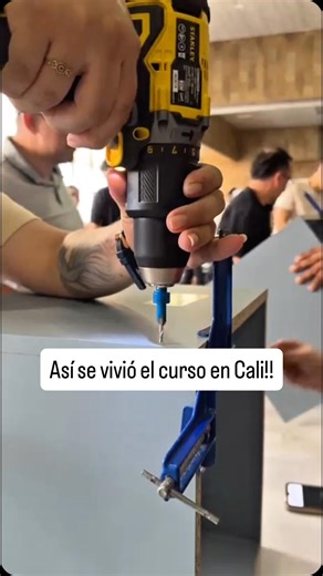 Camilo Calle on Instagram: "Así se vivió el curso de carpintería para No carpinteros en Cali!!!"