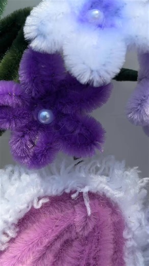 A delicate blend of violet and lavender tones💜, hand-crafted with fuzzy wire flowers🪻💐 A heartfelt thank you to our amazing repeat customer for letting us be part of your celebrations. Creating for you is always a joy! 💟 Location 📍: A1 Budbud Bunawan, Davao City | LPU Davao | USeP Obrero Feel free to DM us for inquiries 💌 Glory is all His! #fuzzywirecrafts #fuzzywiredavao #fuzzywirebouquet #fuzzywiredvo #handmadewithlove #handmade #TulipsBouquet #davaobouquet #twistedblooms | Twisted Bloom