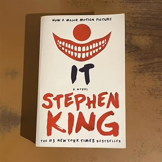 Recent Arrivals 1: here we have Stephen King books, Horror novels and more. - - - #yqlsmallbusiness #yql #Lethbridge #downtownleth #bigjohnsbooks | Big John's Books