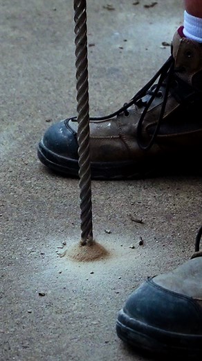 What's the difference between concrete lifting with polyurethane foam and mud jacking? 😶‍🌫️ There are a number of differences between both types of concrete have a number of differences, such as weight and longevity. When you're thinking about lifting your slab, here's a few things to consider when deciding which is right for you or if you want to replace it entirely! Have any questions? Let us know in the comments! #mudjacking #concretelifting #concreterepair #concretereplacement | Beyond Gro