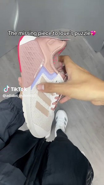 The perfect gym-daycompanion 💝 #adidasTraining