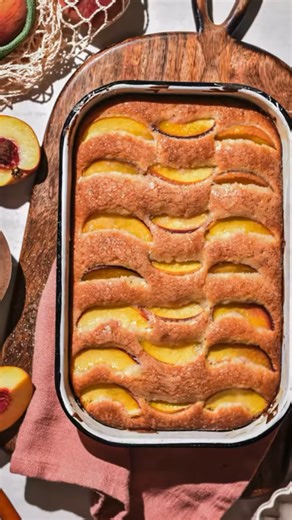 Peach cake that’s soft, juicy and impossible to resist