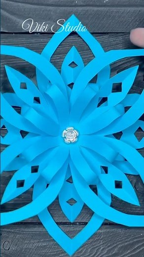 EASY Paper Snowflake Tutorial Winter Ornaments Christmas decorations #viralvideo #christmas