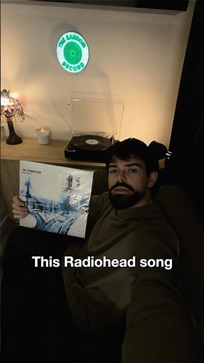 I may be paranoid, but no android 🤖 The Random Record: Paranoid Android - Radiohead 🗣️