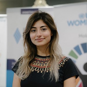 ‘Bristol University provided me with a safe space to debate my political views, which played a crucial role in improving my self-confidence. I began to feel gradually more productive and meaningful. I improved my personal growth outside of the box, pursued a new perspective on education and became engaged in a culturally enriching experience, which has changed my life forever ’ #UKAlumniAward social impact global finalist for Azerbaijan, Zumrud Jalilova, highly values her UK education at the Uni