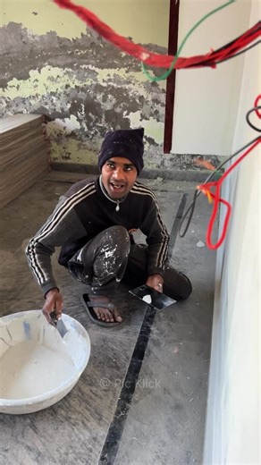 PIC KLICK on Instagram: "Bhai ka andaaz 😅 Day 11th of making Pic Klick Studio"