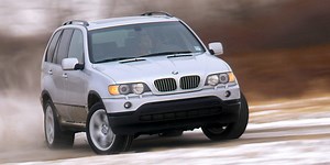 View Photos of the 2000 BMW X5