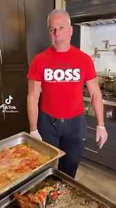 You'll never leave an Italian house party hungry.. #italian #italianfood via @foodboss | Italian Craves