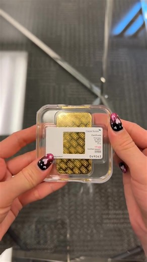 💰 10 oz Credit Suisse Gold Bar | Swiss Banking Legacy in Gold Struck with .9999 purity and the iconic Credit Suisse logo, this bar embodies centuries of Swiss financial expertise and global trust. #CreditSuisseGold #10ozGold #SwissBullion #BankingGradeGold #EliteWealth | Brice Herrick Lutus