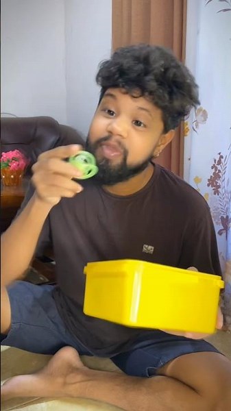 ඇත්තද බලන්නකෝ"🤣🤣🤣🤣🤣🤣🤣 #comedy #shorts #funny #jokes #viral