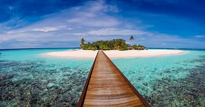 The Ultimate Maldives Travel Guide 2025: DIY Itinerary, How to get there, and more