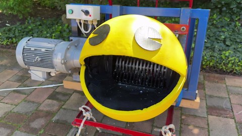 Real Life PACMAN Shredding Machine vs Minecraft