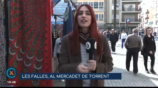 📺MERCAT DE DIVENDRES_👚👗🧥_Hui visitem el mercat de divendres per a conèixer les parades del mercat de la Torre. La nostra companya @juliaortiz99 ens ho conta per al programa Conexió CV d’A Punt #torrent | Tele Torrent