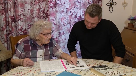 World War II 'code girl' shares her story in women's branch of Navy