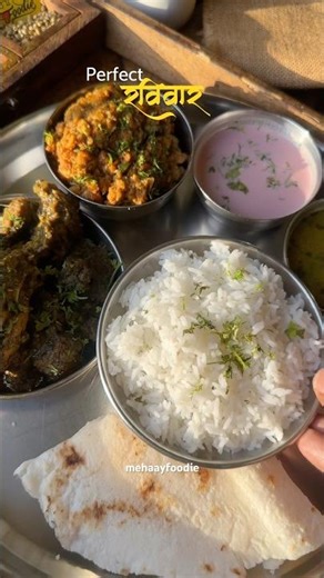 Perfect Sunday Chicken Thali 🍗 | चिकन थाळी Recipe #Shorts #ShortsRecipe #ChickenThali #चिकनथाळी