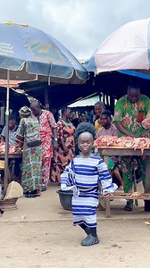 Dancing In The Market💙🔥 | Mary Smart