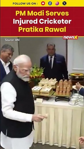 PM Modi Personally Serves Injured Cricketer Pratika Rawal During WC Celebration
