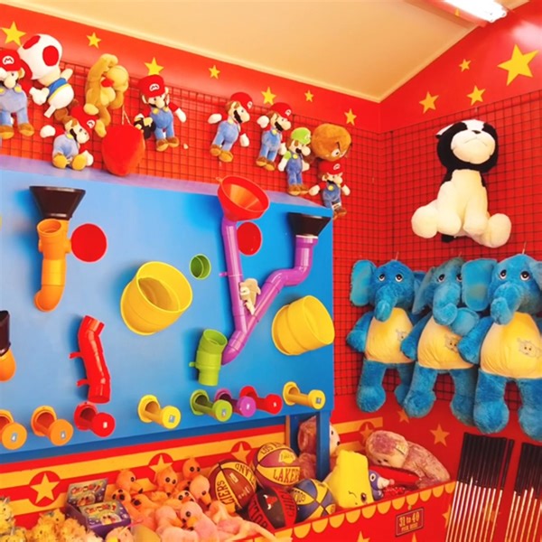 Step right up and challenge yourself at Aussie World's Side Show Alley! With games like Laughing Clowns, Lucky Ducks, and Shoot Hoops, there's something for everyone. Bring your family and friends and let's make it a day to remember! | Aussie World | Facebook