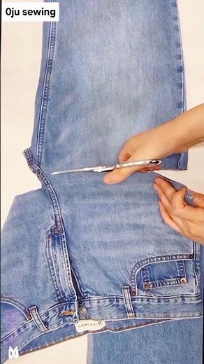 How to Make a Tote Bag From Old Jeans