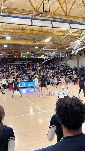 Jewbs (@jewbs91)’s video of Tyran Stokes