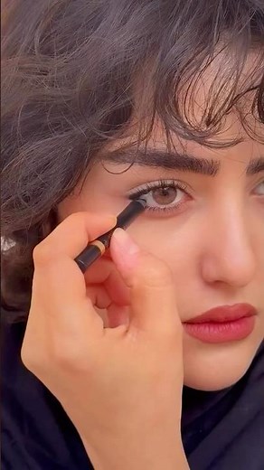 Easy Eye Makeup Tutorial 👀✨ | Beginner-Friendly
