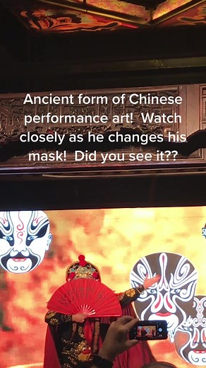 A performance of an ancient Chinese dramatic art of face changing! This was really cool to see in person! #wishdrawalstravel #wishdrawals #chinesefacemask #chinesequickchangemask