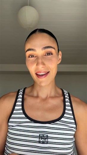 Tayla Broad on Instagram: "@tinybeanskids has launched a new photo store and I’m obsessed. TinyBeans is where I keep all of our family photos & videos to share privately with our family and friends. With their new feature I can turn them into photo books and calendars in just a few minutes. 🗓️ Perfect for Christmas presents for the grandparents. 🎄🎁 #ad"