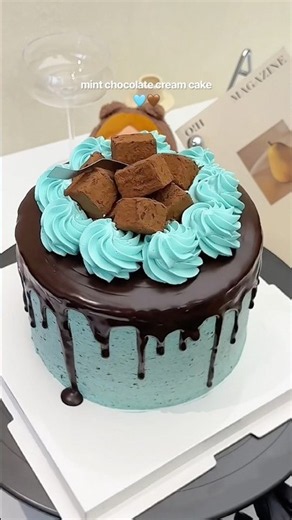 mint chocolate cream cake #cake #chocolatecake